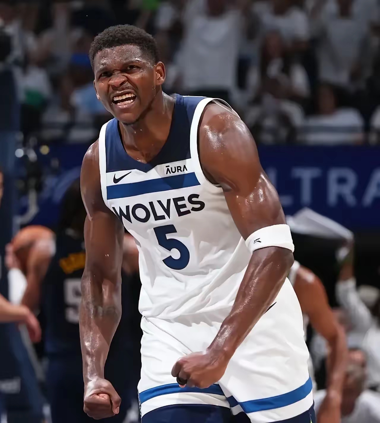 森林狼战胜快船,结束两连败拦住逆风的简单介绍 森林狼战胜快船,结束两连败拦住逆风的简单介绍