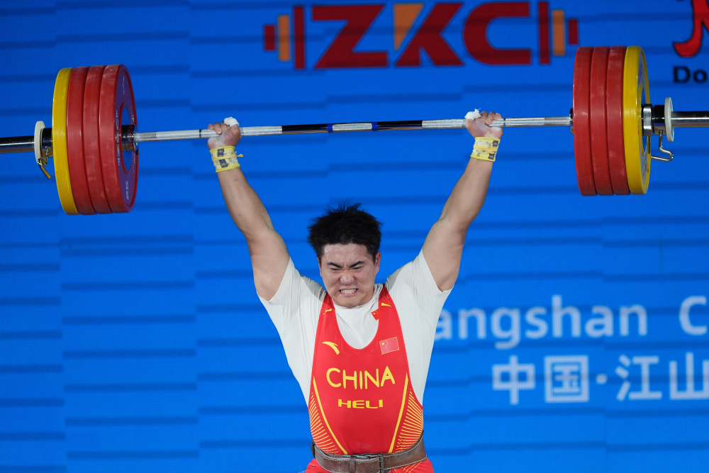 包含举重男子61公斤级中国选手实现两个项目零失误,遥遥领先的词条 包含举重男子61公斤级中国选手实现两个项目零失误,遥遥领先的词条