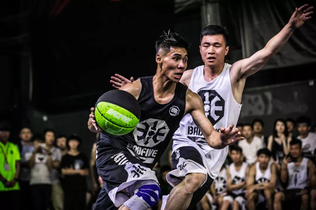 欧洲篮球联赛新赛季开幕盛况空前