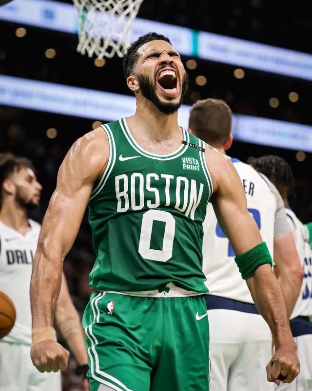 关于掘金碾压太阳，塔图姆刷新纪录的信息